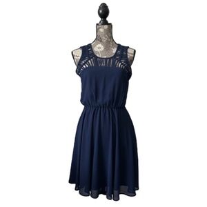 As U Wish Women' 9 Navy Sleeveless Round Neck Lined Chiffon Mini Dress